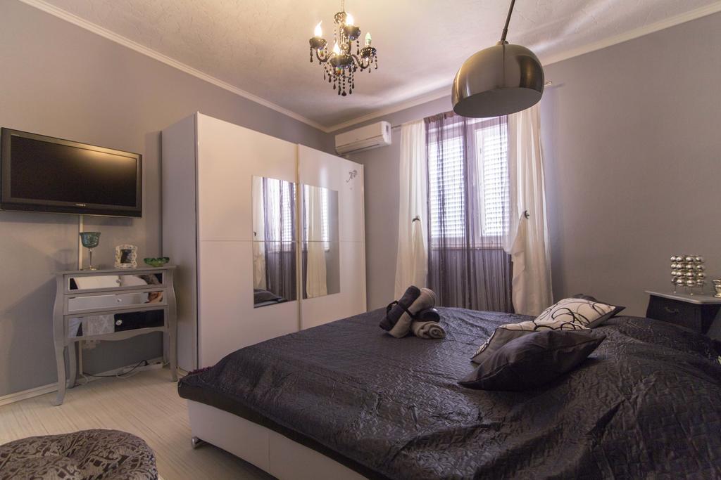Villa Long Island Luxury Residence, Sali Dugi Otok-Private Parking,Next To Beach Exteriör bild