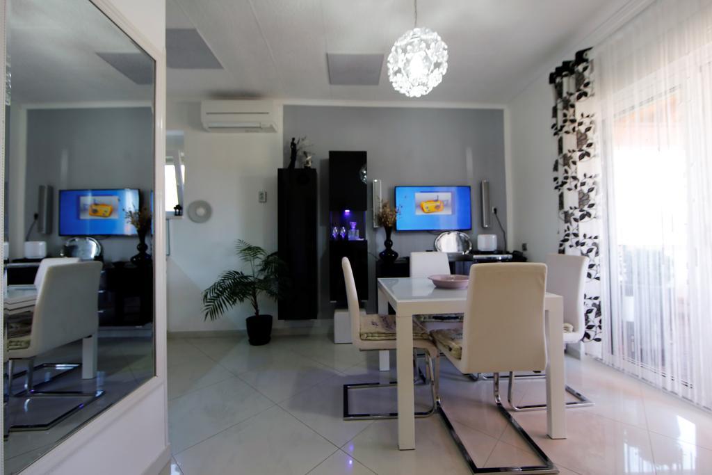 Villa Long Island Luxury Residence, Sali Dugi Otok-Private Parking,Next To Beach Exteriör bild